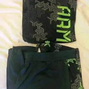 Under Armour workout set